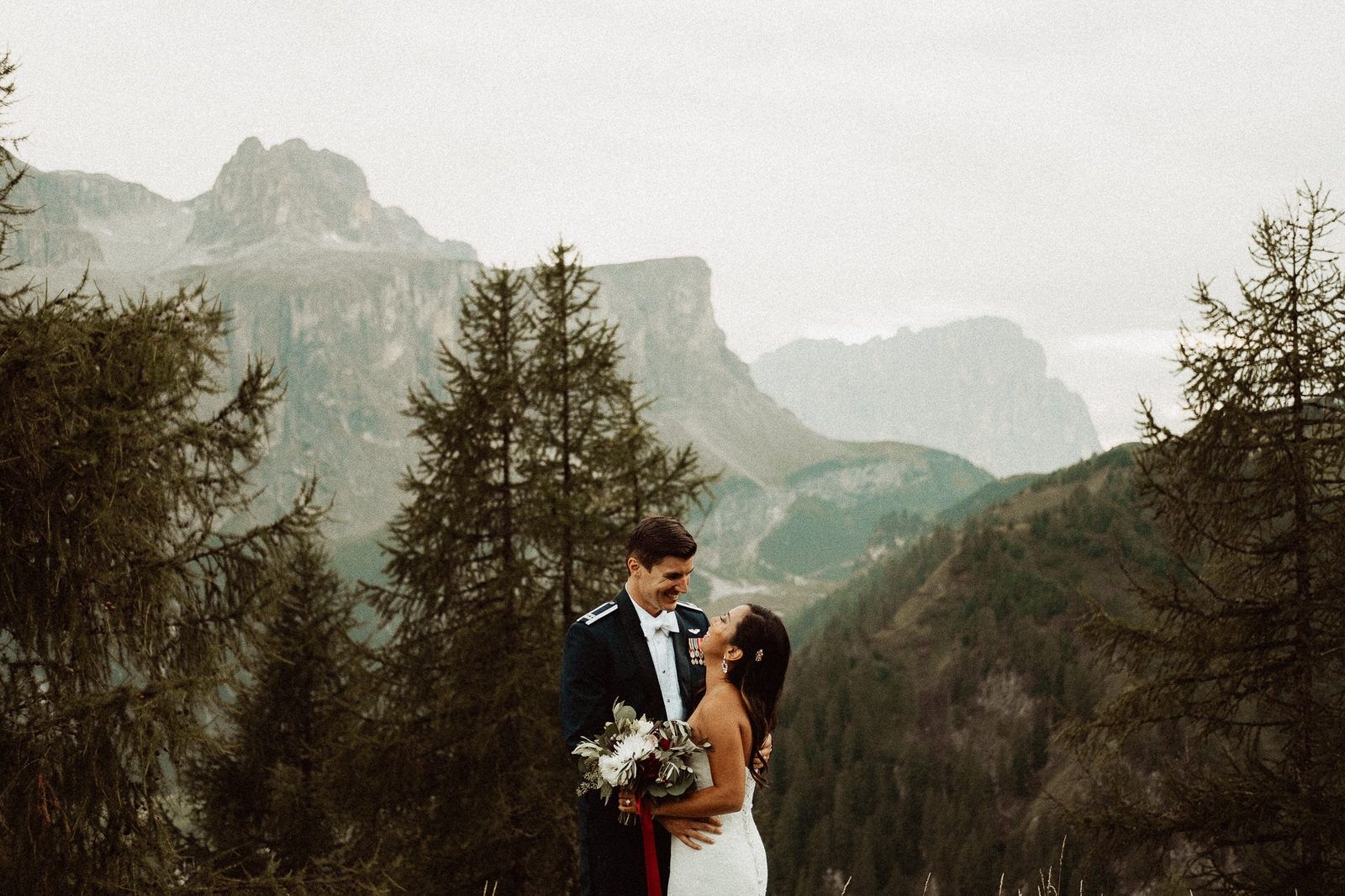 Portraits - Wedding in the Dolomites, Colfosco, Italy - Italian Apls