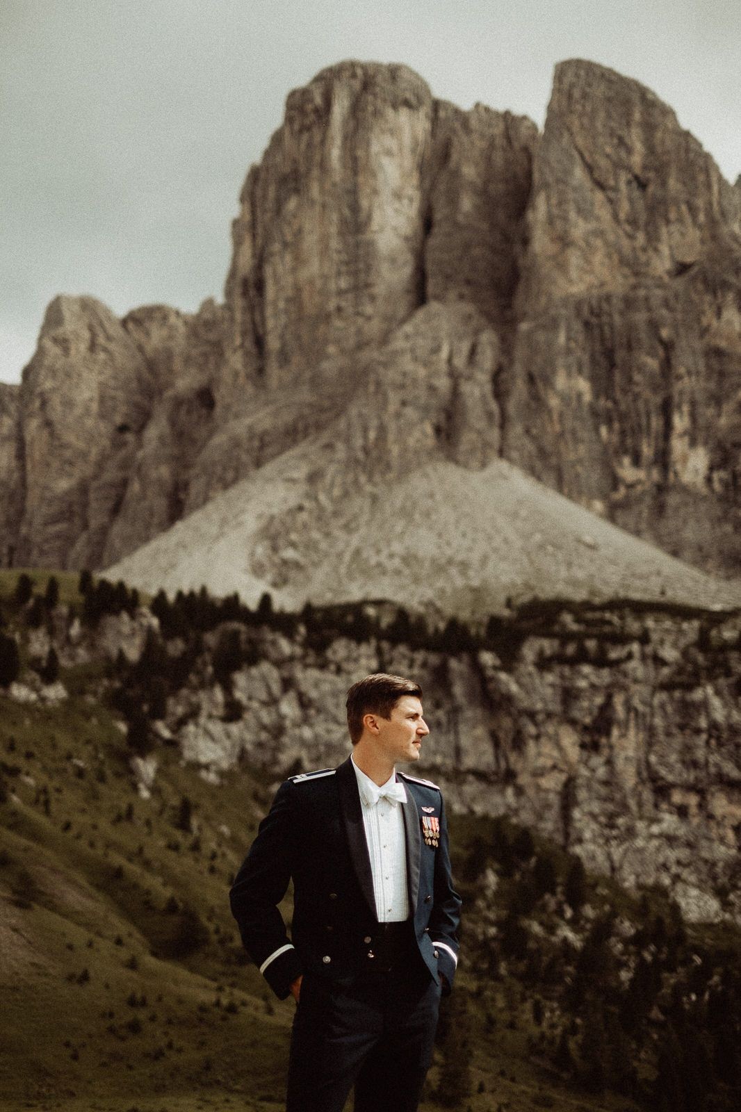 Groom portraits - Wedding in the Dolomites, Colfosco, Italy - Italian Apls