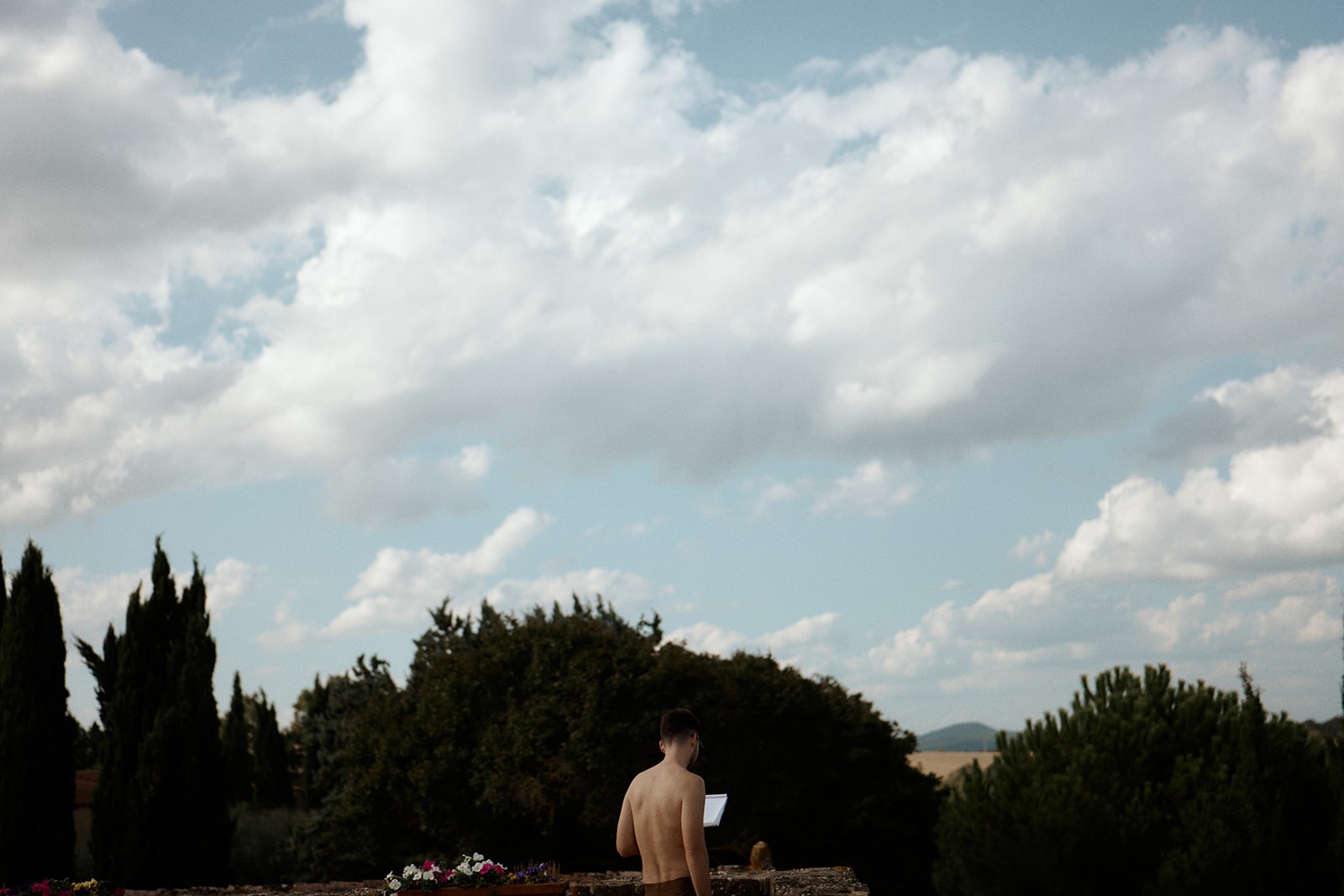 Getting Ready Groom - Wedding Photography at Terre di Nano, Tuscany