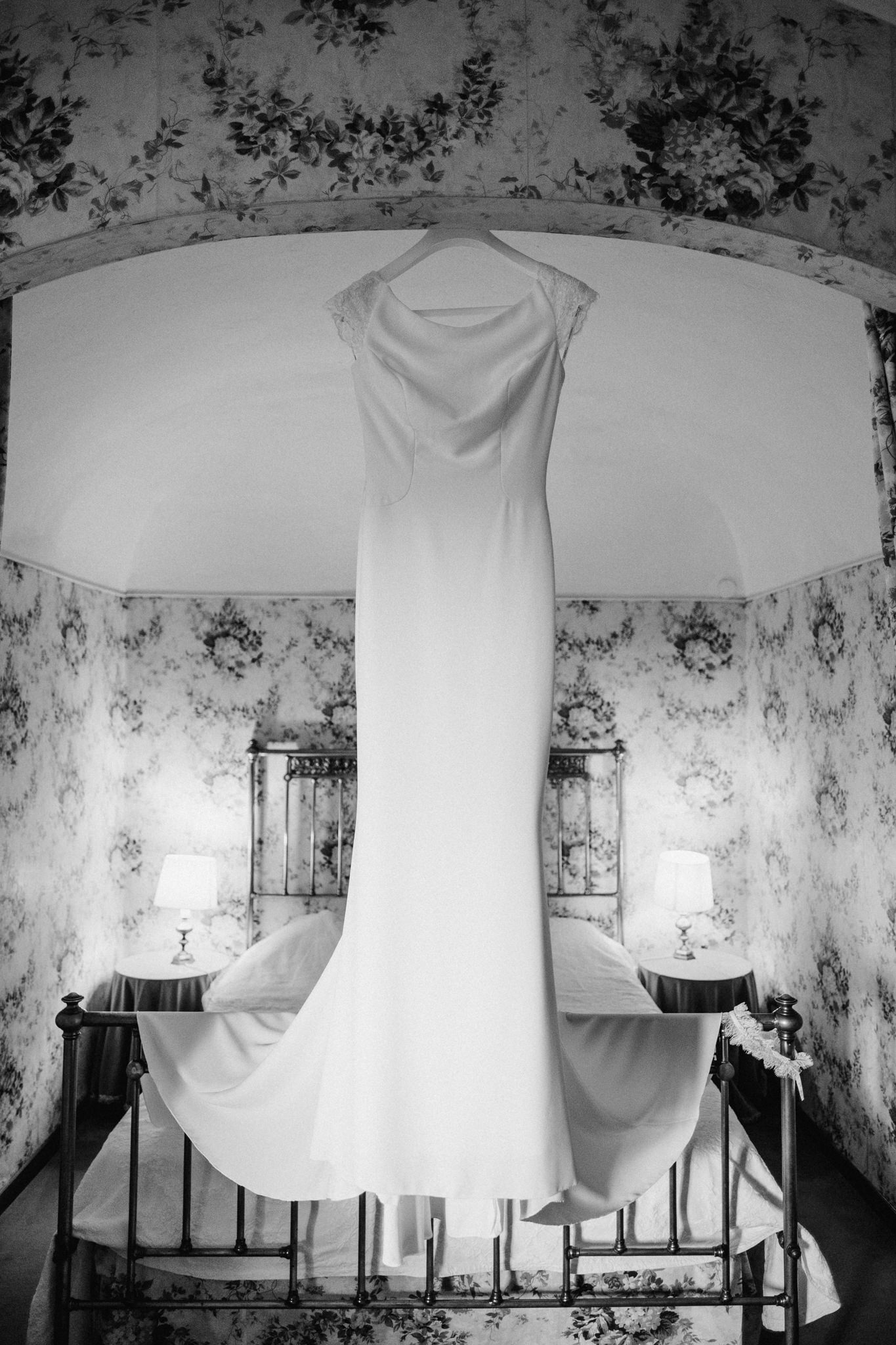Wedding in Villa Ulignano, Volterra, Tuscany - Bride's getting ready